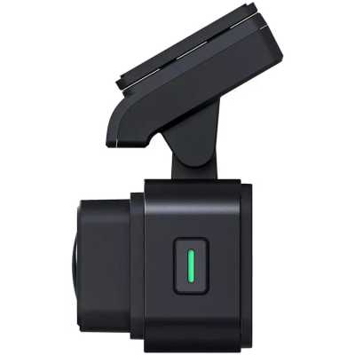 автомобильный видеорегистратор Digma FreeDrive 950W